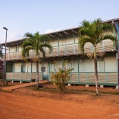Dispensaire a Saul en Guyane. Village a l'interieur de la Guyane.